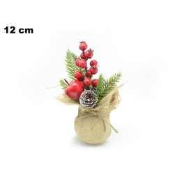 DECORAZIONE CON BACCHE